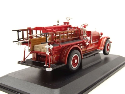 Stutz Model C Feuerwehr 1924 rot Modellauto 1:43 Lucky Die Cast