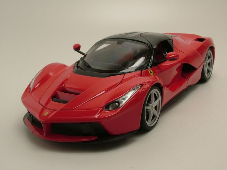 Modellauto Ferrari LaFerrari 2014 rot schwarz 1:18 Bburago Deluxe Signature  Serie bei Modellautocenter, 63,50 €