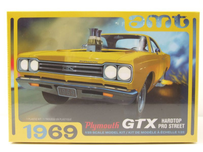 Plymouth GTX Hardtop Pro Street 1969 Kunststoffbausatz...