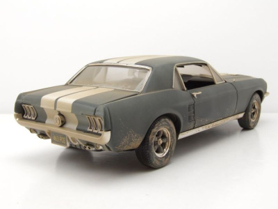 Ford Mustang Coupe 1967 matt schwarz verschmutzt Creed II...