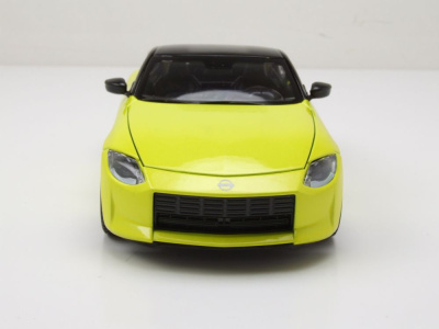 Nissan 400z 2022 gelb Modellauto 1:24 Maisto