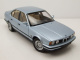 BMW 5er 535i E34 1988 hellblau metallic Modellauto 1:18 Minichamps