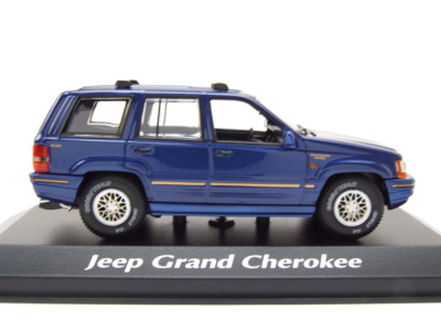 Jeep Grand Cherokee 1995 dunkelblau metallic Modellauto 1:43 Maxichamps