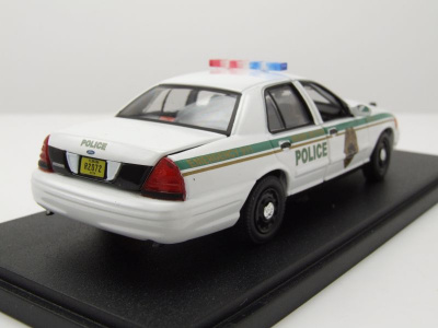 Ford Crown Victoria Police Interceptor Miami Metro Police...