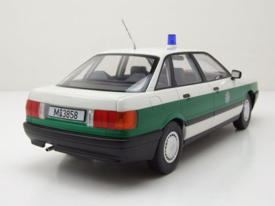 Audi 80 B3 Polizei 1989 grün weiß Modellauto 1:18 Triple9