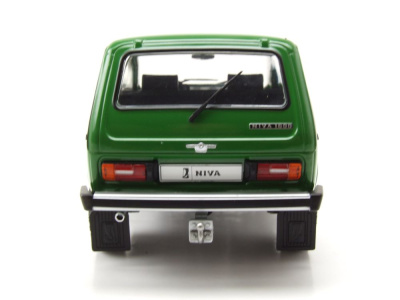 Lada Niva 1980 grün Modellauto 1:18 Solido