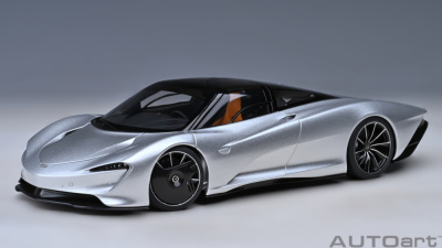 McLaren Speedtail 2020 supernova silber Modellauto 1:18...