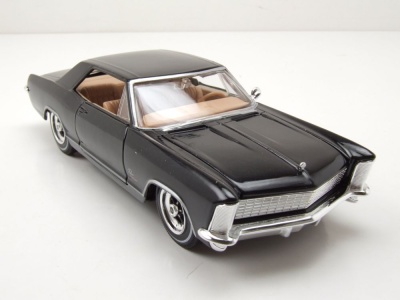 Buick Riviera 1965 schwarz Modellauto 1:24 Maisto
