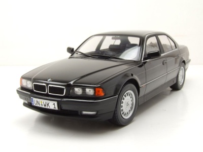 BMW 740i E38 1994 schwarz metallic Modellauto 1:18 KK Scale
