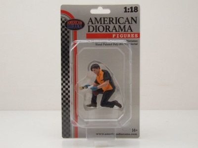 Figur Detail Master Wheel Cleaning schwarz orange für 1:18 Modelle American Diorama