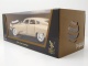 Tucker Torpedo 1948 beige Modellauto 1:18 Lucky Die Cast