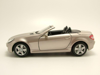 Mercedes SLK Cabrio (R171) champagner metallic, Modellauto 1:18 / Mai
